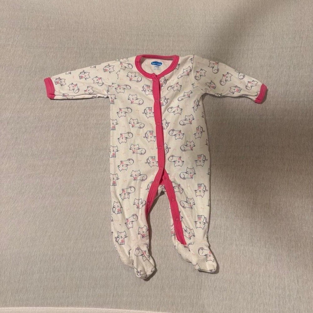 Bon Bebe Baby Girls Pink Kitten Print Footed Sleeper Snap Up Pajamas 6-9‎ Months